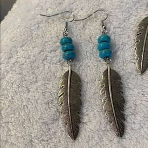 🆕😍BOHO Feather earrings: Turquoise only available